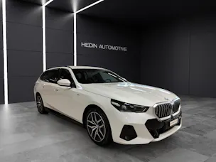 BMW 530e xDrive Touring/Attraktiven Leasingzinssatz ab 0,9 % bei Abschluss einer BMW Fahrzeugversicherung.