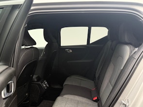 Vehicle image VOLVO XC40 2.0 B4 MH Plus Dark