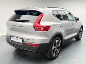 Vehicle image VOLVO XC40 2.0 B4 MH Plus Dark