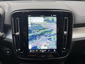 Vehicle image VOLVO XC40 2.0 B4 MH Plus Dark