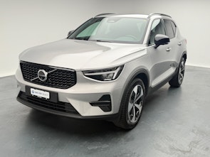 Vehicle image VOLVO XC40 2.0 B4 MH Plus Dark