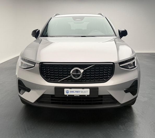 Vehicle image VOLVO XC40