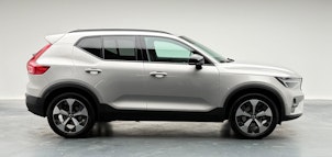 Vehicle image VOLVO XC40 2.0 B4 MH Plus Dark