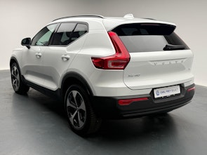 Vehicle image VOLVO XC40 2.0 B4 MH Plus Dark