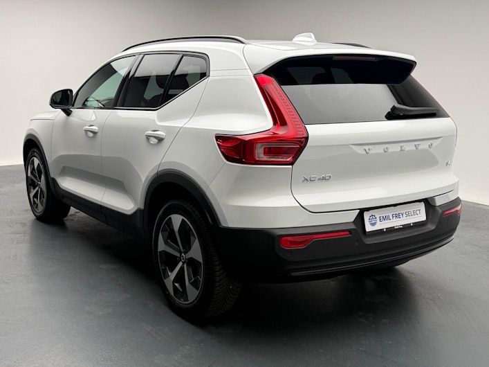 Vehicle image VOLVO XC40