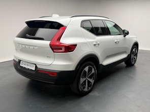 Vehicle image VOLVO XC40 2.0 B4 MH Plus Dark