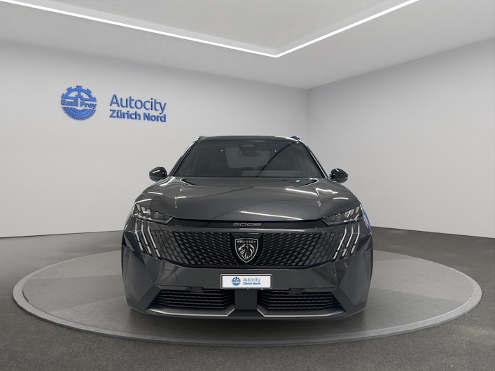 Vehicle image PEUGEOT 5008