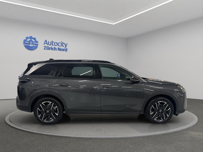 Vehicle image PEUGEOT 5008