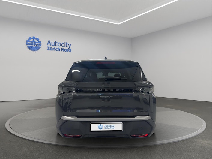 Vehicle image PEUGEOT 5008