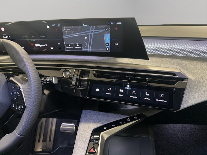 Vehicle image PEUGEOT 5008