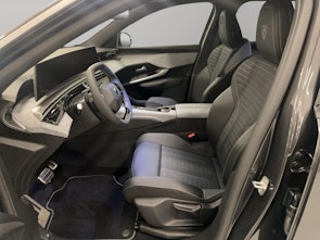 Vehicle image PEUGEOT 5008 1.2 Hybrid GT