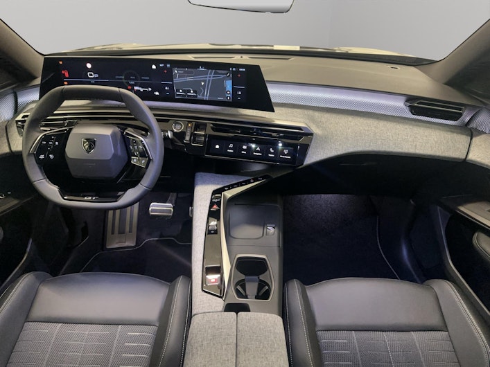 Vehicle image PEUGEOT 5008