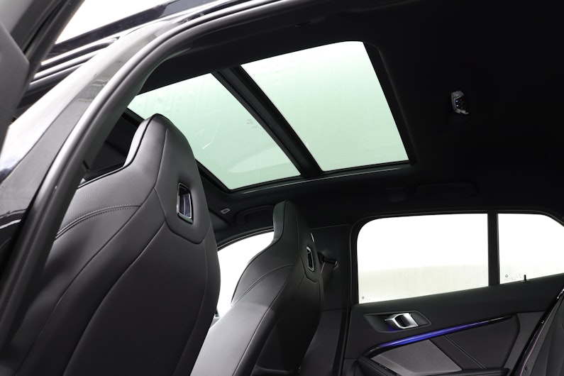 Vehicle image BMW 1 SERIES