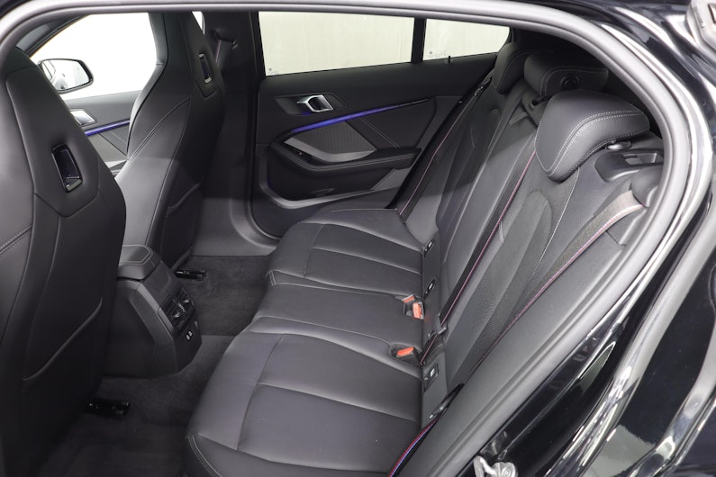 Vehicle image BMW 1 SERIES