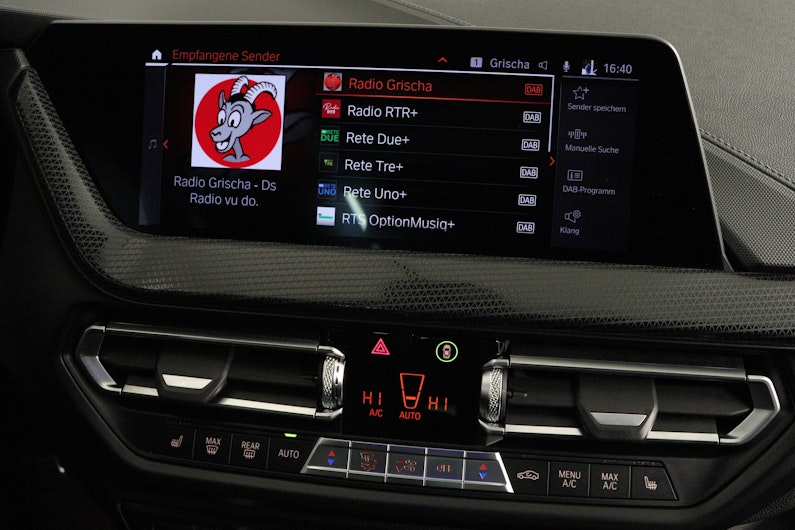 Vehicle image BMW 1 SERIES