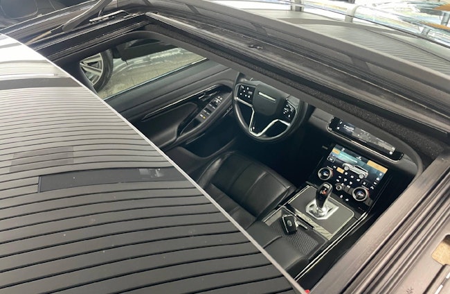 Vehicle image 15 Vehicle image 15