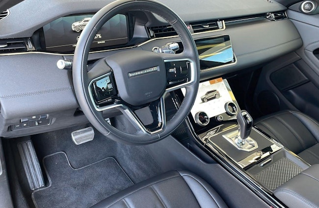 Vehicle image 4 Vehicle image 4