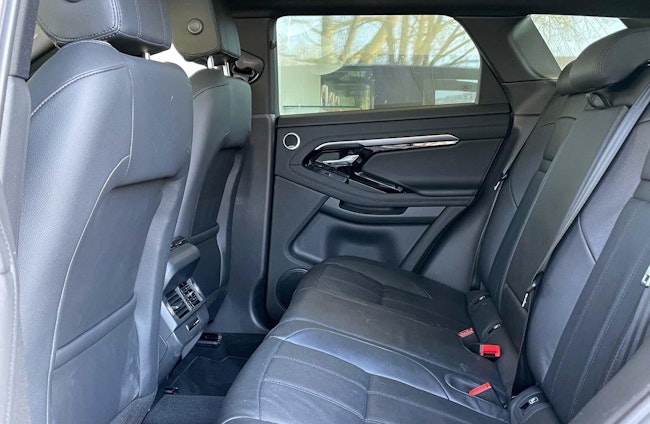 Vehicle image 16 Vehicle image 16