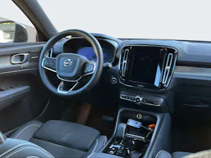 Volvo XC40 2.0 B4 MH Ultimate Dark AWD