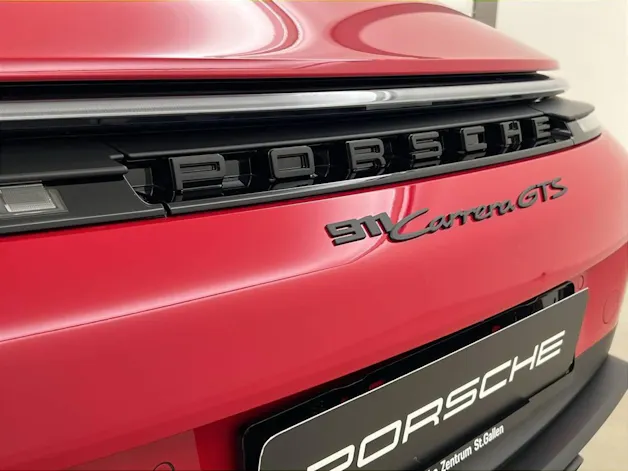 Porsche 911 Carrera GTS