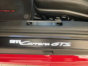 Porsche 911 Carrera GTS