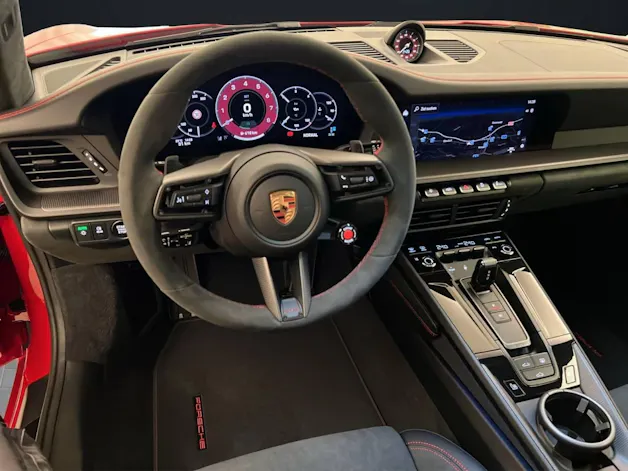 Porsche 911 Carrera GTS