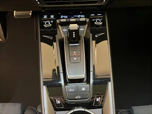 Porsche 911 Carrera GTS