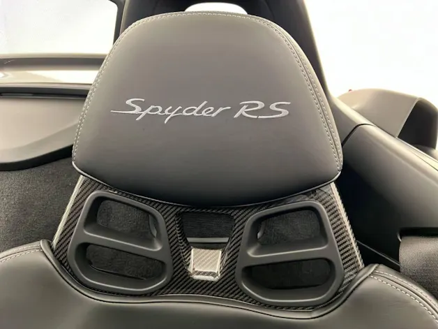 Porsche 718 Spyder RS