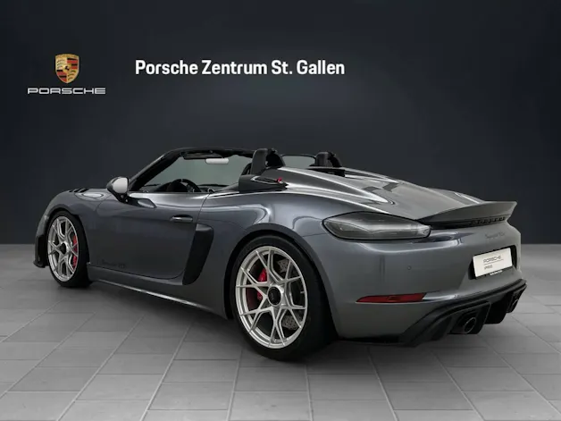 Porsche 718 Spyder RS