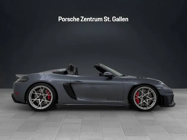 Porsche 718 Spyder RS