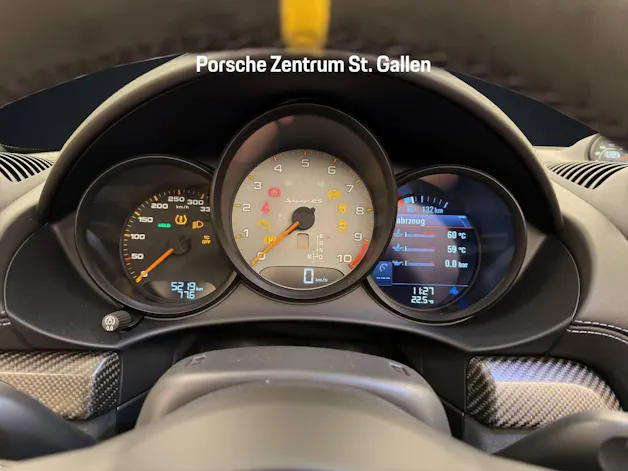 Porsche 718 Spyder RS