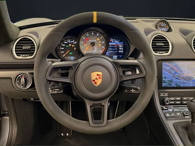 Porsche 718 Spyder RS