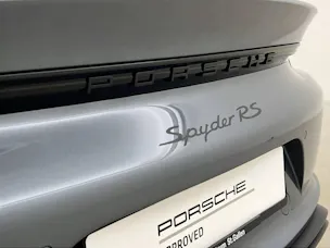 Porsche 718 Spyder RS