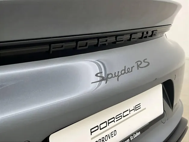 Porsche 718 Spyder RS
