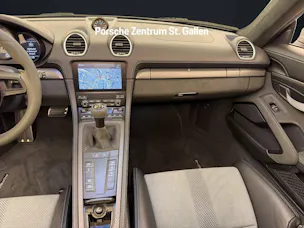 Porsche 718 Spyder RS