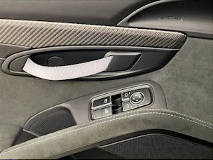Porsche 718 Spyder RS