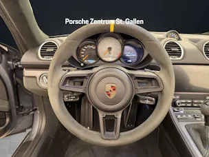 Porsche 718 Spyder RS