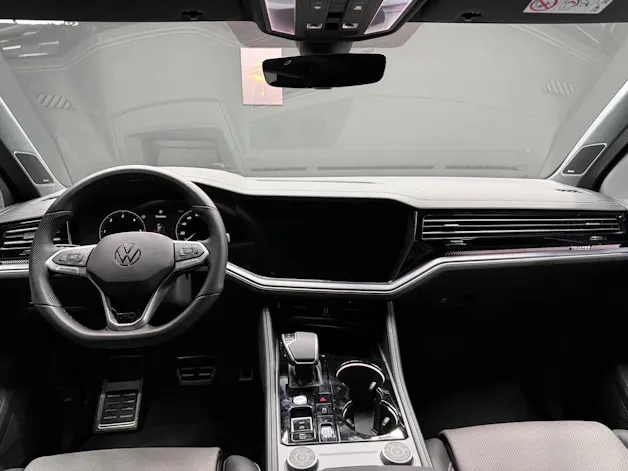 VW Touareg 3.0 TDI R-Line