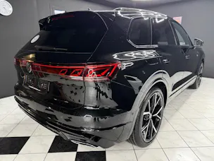 VW Touareg 3.0 TDI R-Line