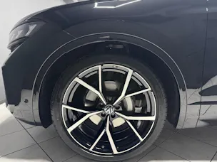 VW Touareg 3.0 TDI R-Line