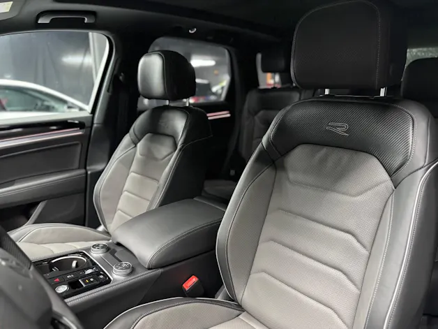 VW Touareg 3.0 TDI R-Line