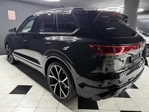 VW Touareg 3.0 TDI R-Line