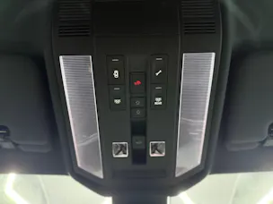 VW Touareg 3.0 TDI R-Line