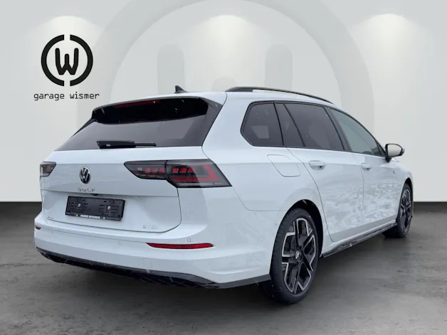 VW Golf Variant 1.5 eTSI mHEV R-Line