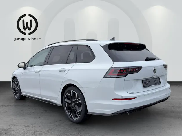 VW Golf Variant 1.5 eTSI mHEV R-Line