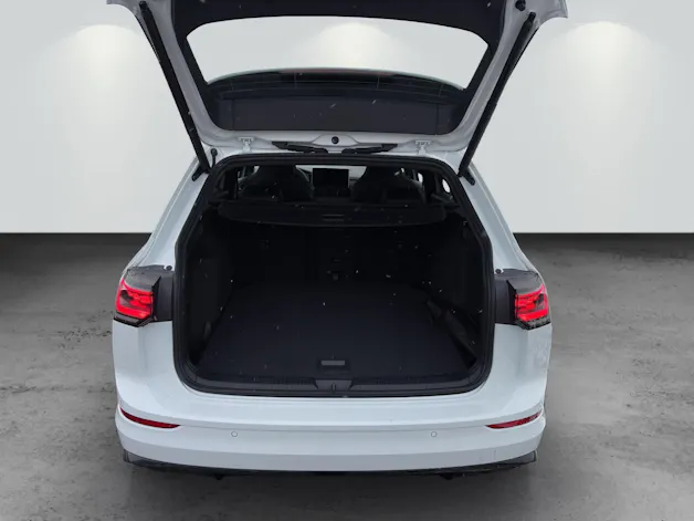VW Golf Variant 1.5 eTSI mHEV R-Line