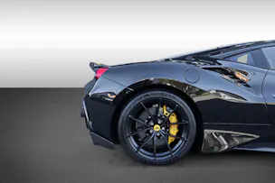 Ferrari 488 Pista 3.9 V8