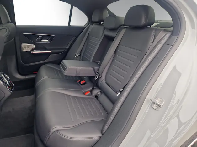 Mercedes-Benz C 300e 4 Matic