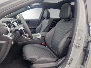 Mercedes-Benz C 300e 4 Matic