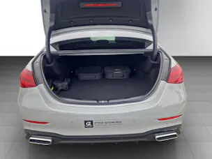 Mercedes-Benz C 300e 4 Matic